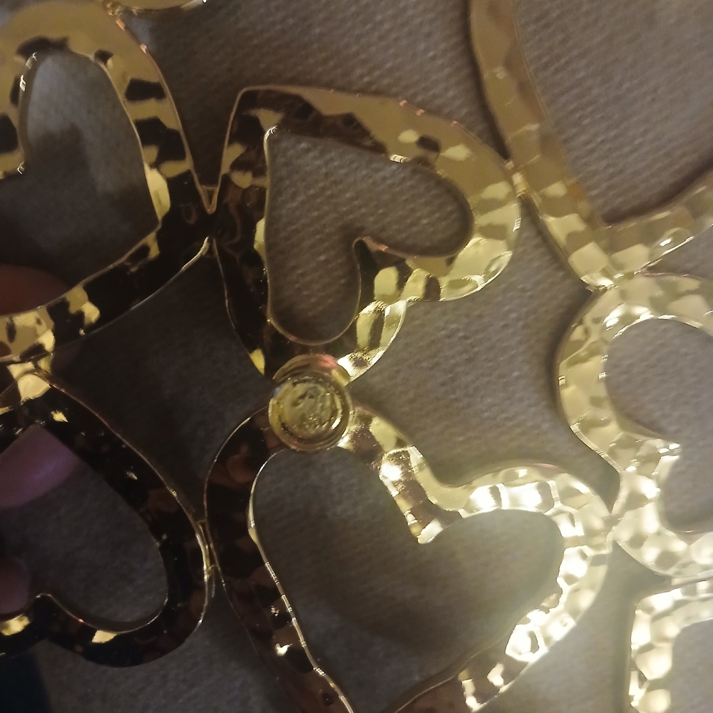 Michael Aram Gold Heart Trivet - Picture 4 of 8